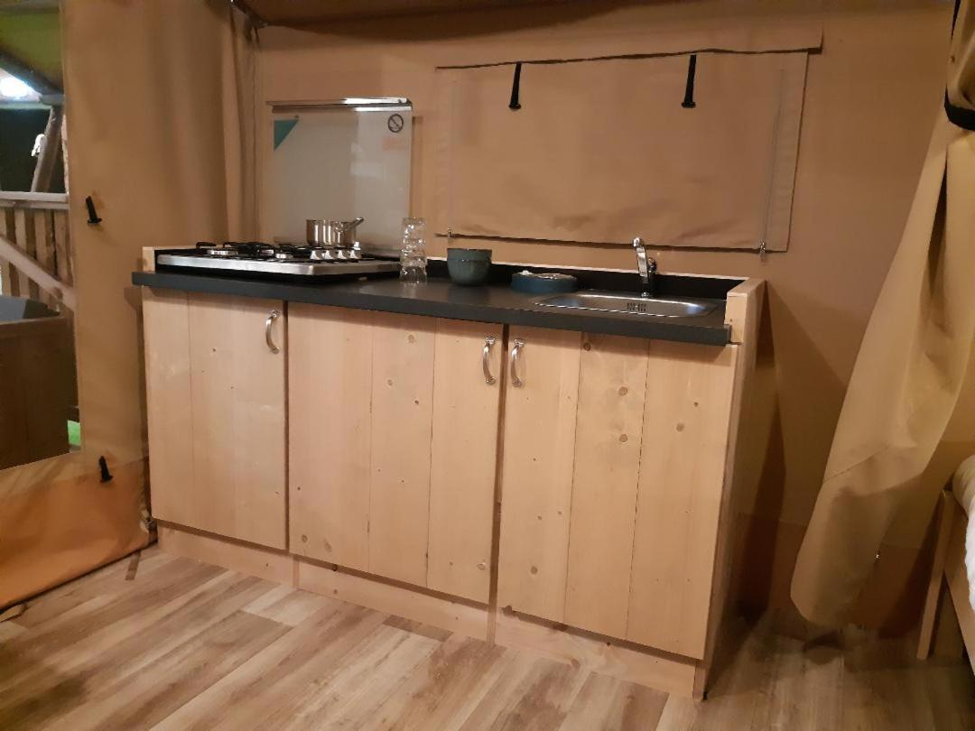Tente Familiale au Camping Hautoreille Bannes  Esterno foto